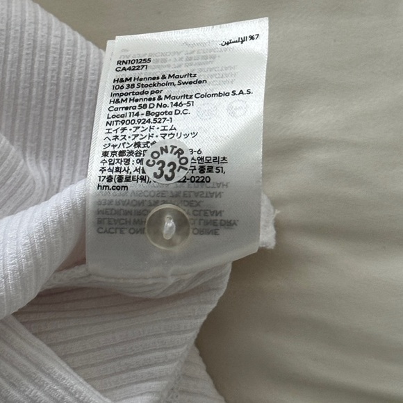 H&M Cropped Ribbed Tee - Picture 9 of 9